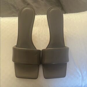 Forever 21 Brown Padded Slide Sandals